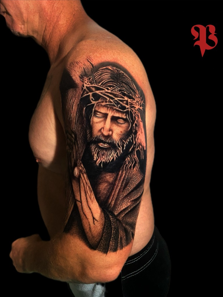 Hombro — Cristo con la Cruz & Corona de Espinas